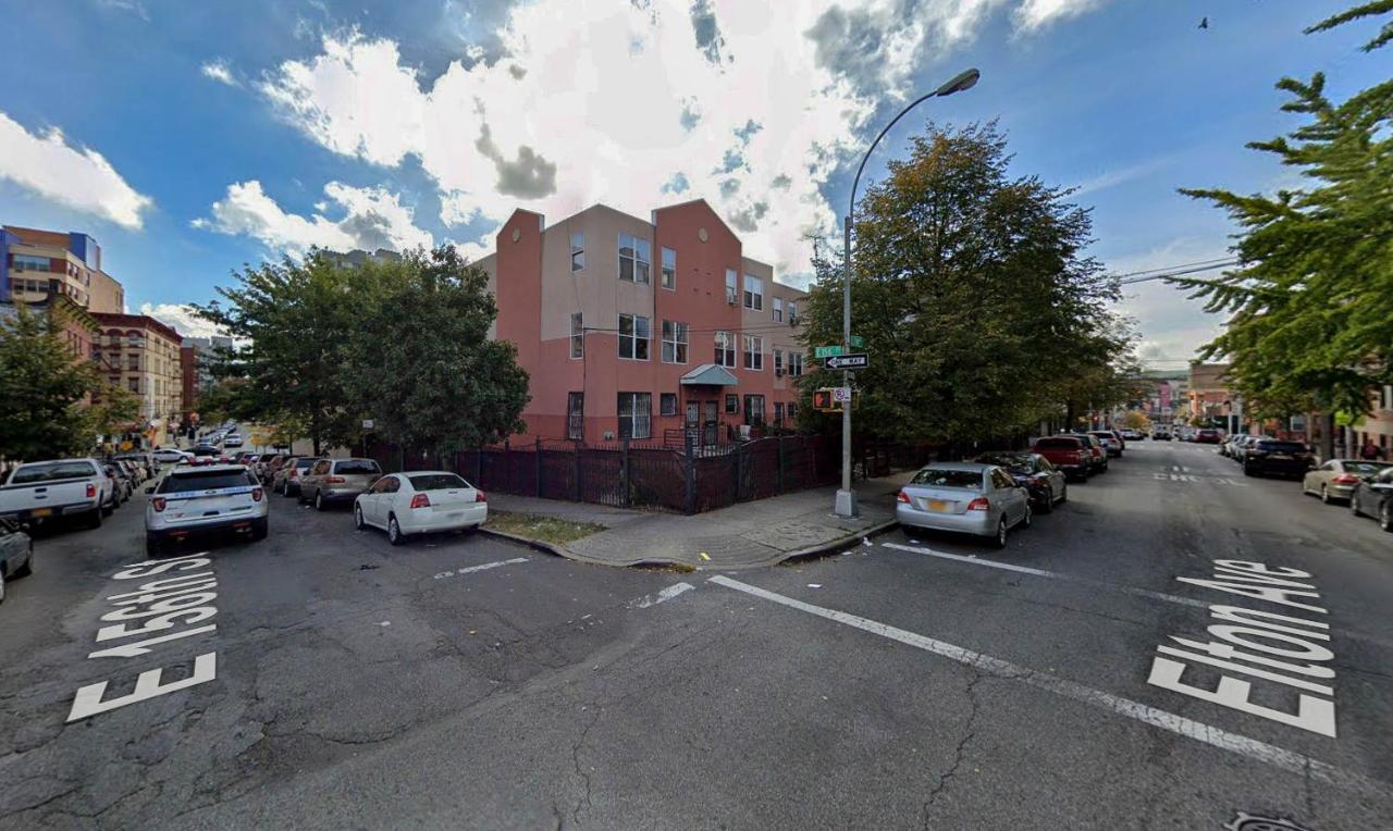 Oasis Apartment Melrose Exterior photo